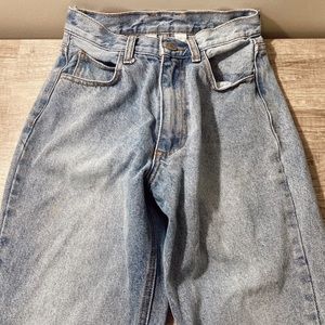 brandy melville jane light wash jeans